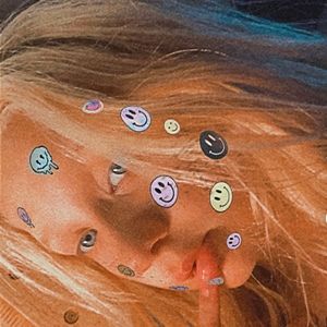 Meet your Posher, Ella